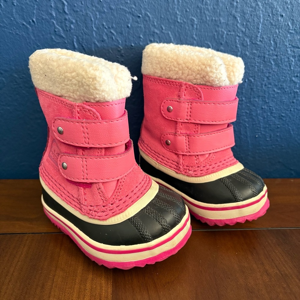 Sorel 1964 PAC Strap Boot Pink Toddler Size 4 Snow Winter Sledding Outdoor